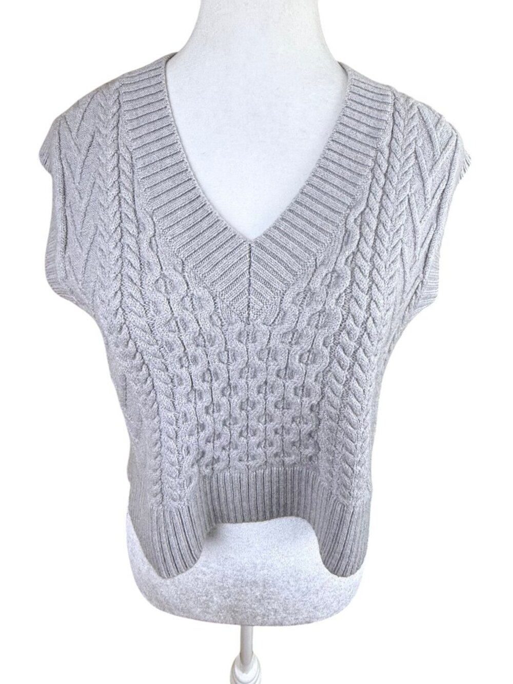 Aritzia Babaton Sweater Vest Wool V-Neck Textured Cropped Gray (S)